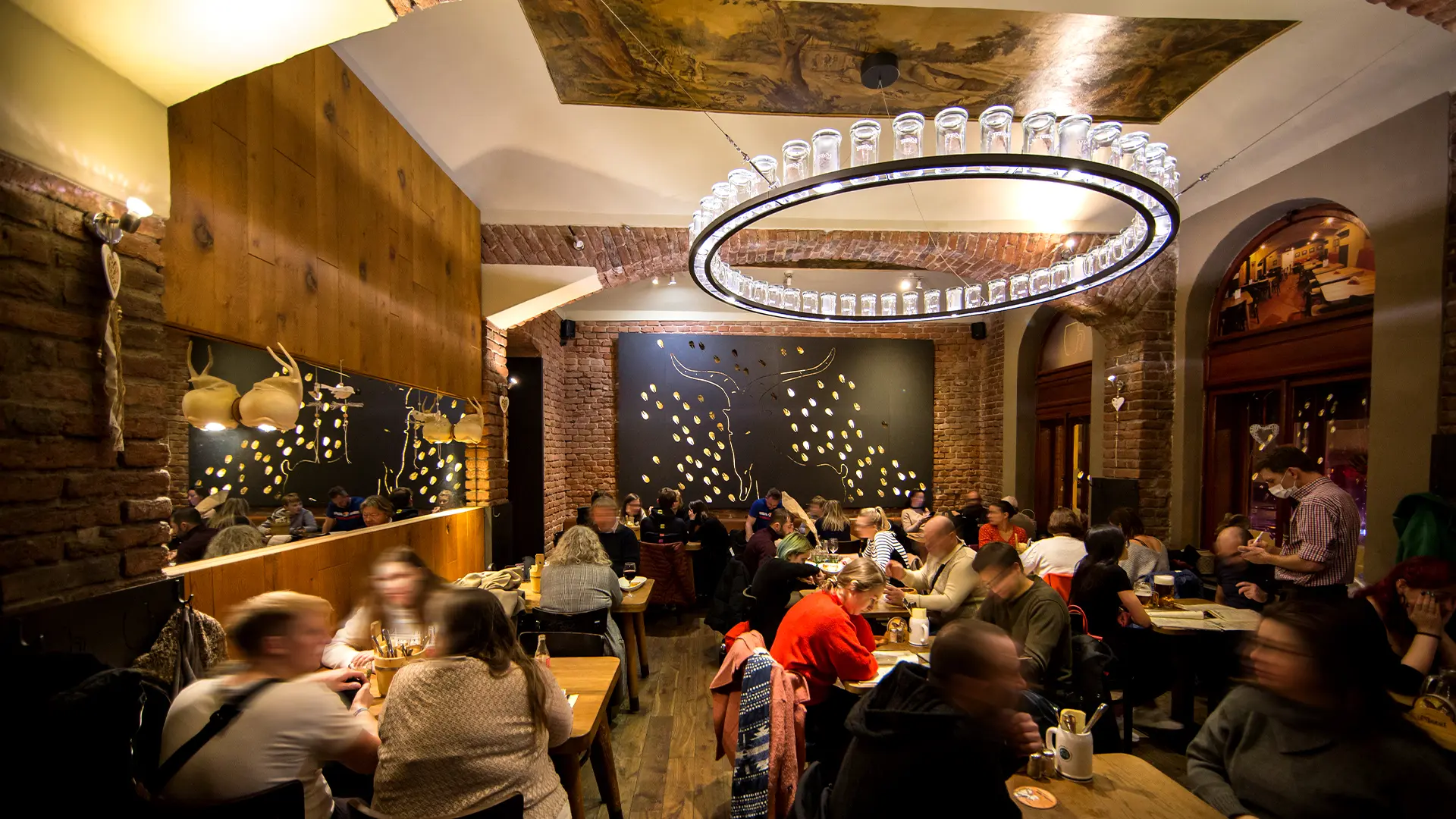 Kozlovna Apropos Restaurant Interior